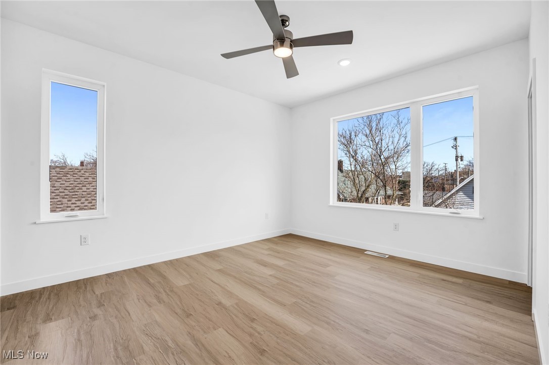 1365 W 74th Street, Cleveland, Ohio image 14