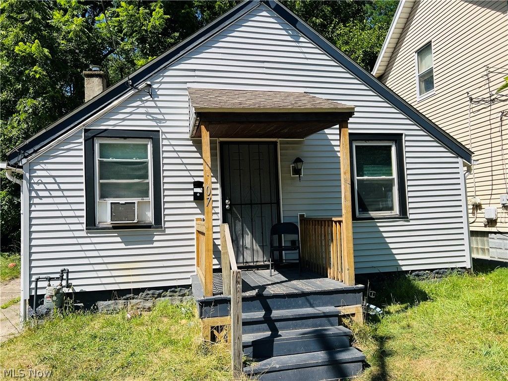 Photo of 9407 Benham Avenue, Cleveland, OH 44105 (MLS # 5201827)