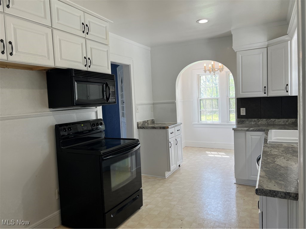 853 W Riddle Avenue, Ravenna, Ohio image 17