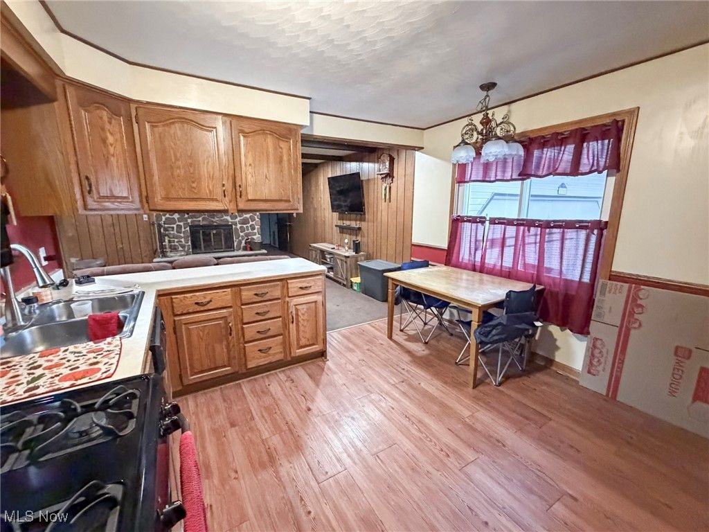 Photo of 535 Park Avenue, Newton Falls, OH 44444 (MLS # 5177990)