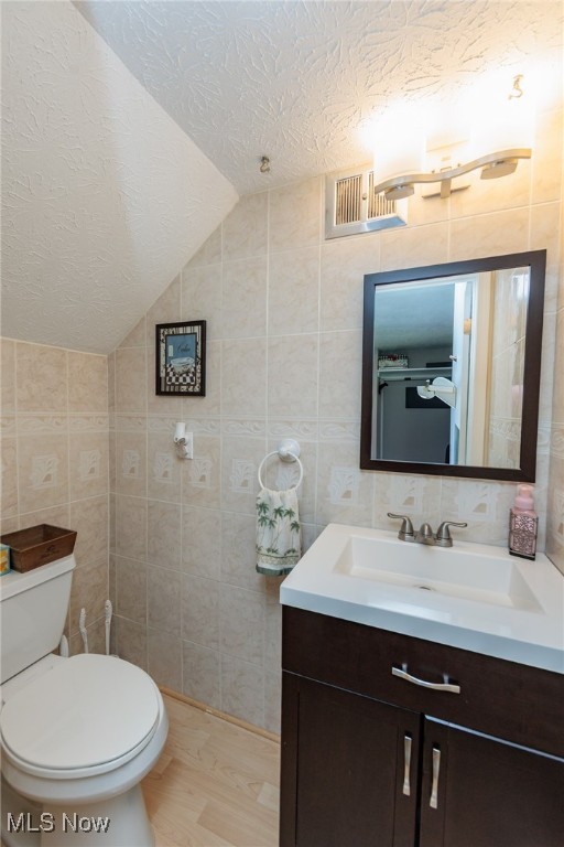 10805 Wilson Mills Road, Chardon, Ohio image 18