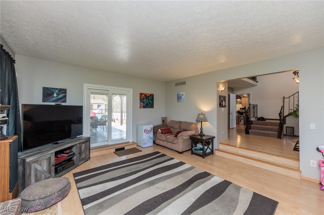10805 Wilson Mills Road, Chardon, Ohio image 39