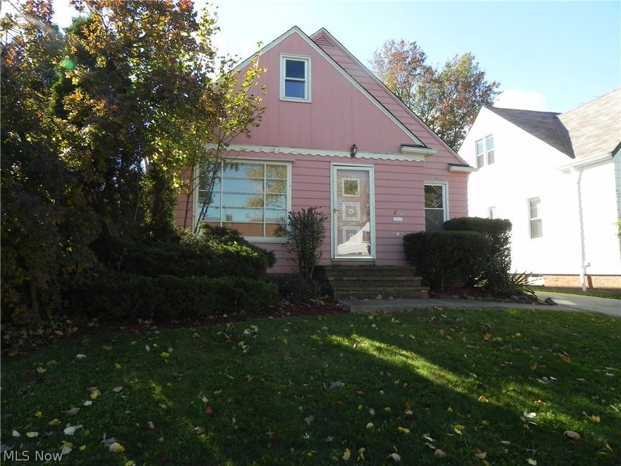 This Cape Cod has 3 bedrooms with partially finished basement hardwood floors throughout. The master bedroom is located on the 2nd floor and has generous closet space. Create your own serenity with the sun room located in the backyard. This is a Fannie Mae property. Ask how you can receive up to 3% closing cost assistance.