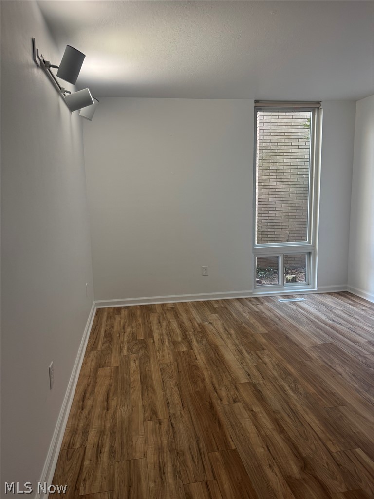 Brecksville West Condo - Residential