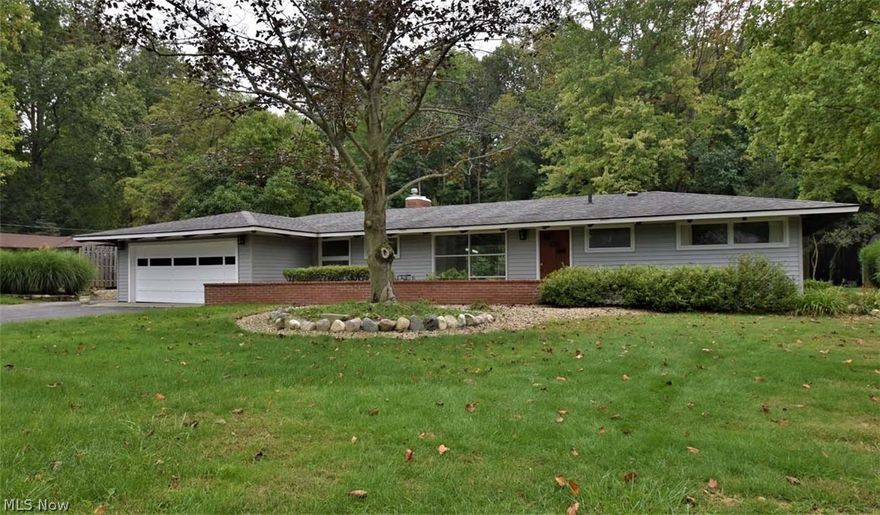 Well maintained mid-century ranch for rent!
Located on a beautiful lot in South Russell, this ranch home offers true one floor living. Large Family room with vaulted ceilings and a wall of windows overlooking the beautiful back yard. There is also a wood burning fireplace and entry into a cozy den/study with built ins. Just off of the den, you'll find a large laundry room with washer and dryer and utility sink. Plenty of extra room for storage as well. There is also a full bath with walk in shower . The kitchen has all of the modern conveniences including room for a small table and chairs and is conveniently located just off of the dining room.  There are 3 nicely sized bedrooms as well as another full bath with tub/shower. Carpets were just cleaned. A must see!
No Pets! No smoking!