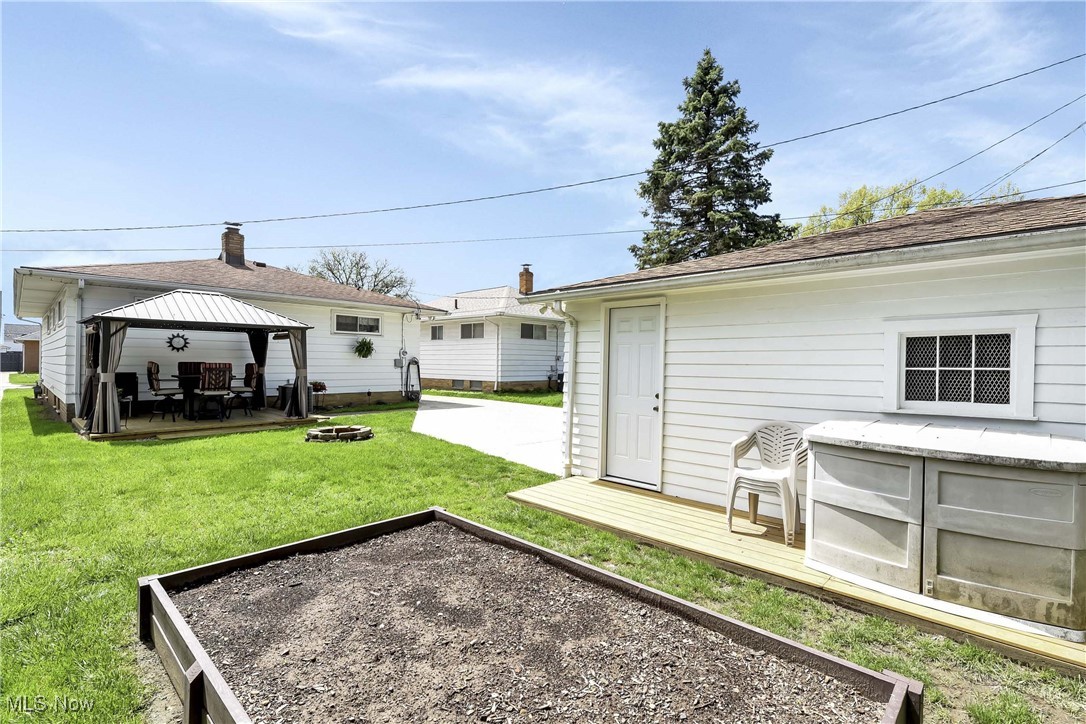 13717 Carpenter Road, Garfield Heights, Ohio image 11