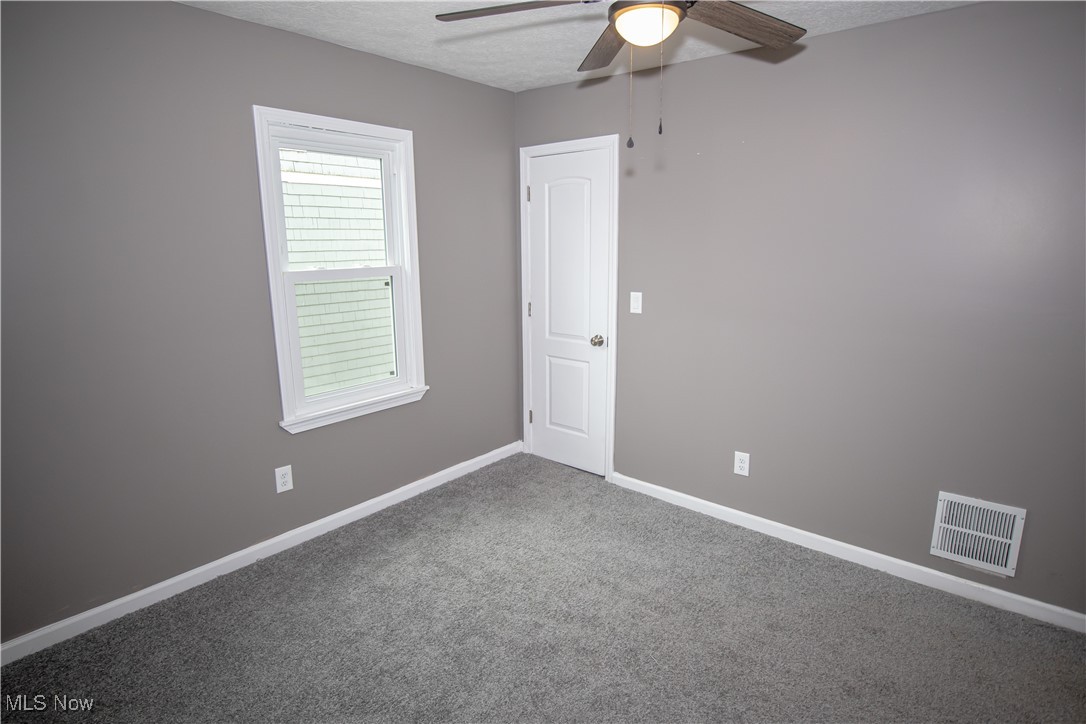 11705 Thornwood Avenue, Cleveland, Ohio image 16