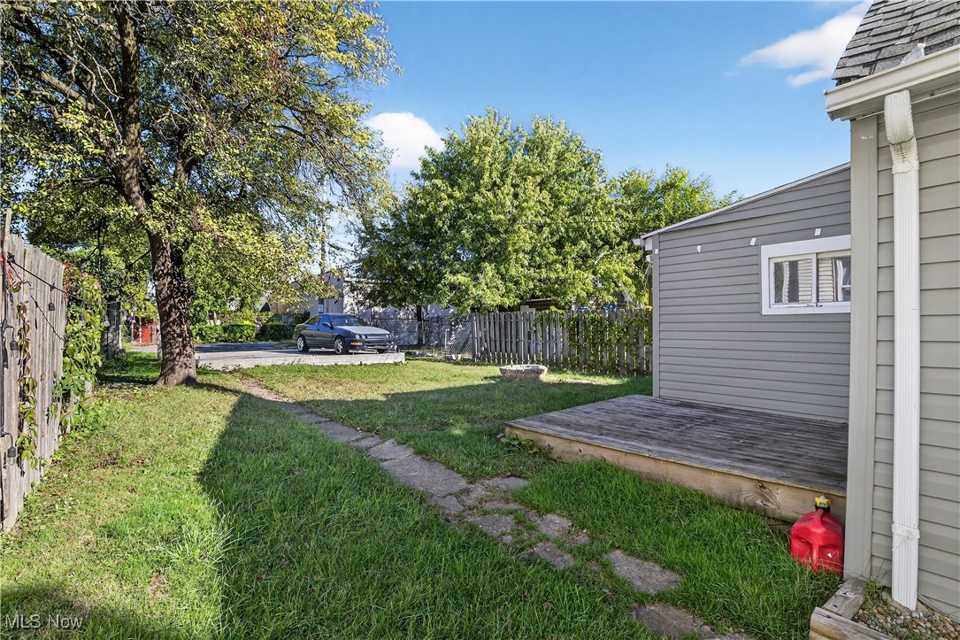 James M Hoyts - Residential