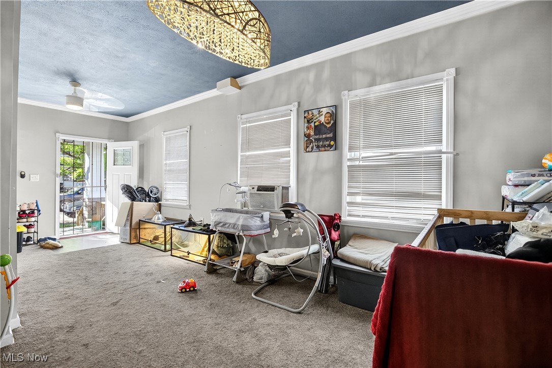 James M Hoyts - Residential