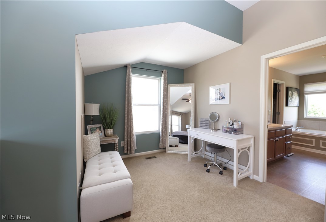 Oak Hollow - Residential