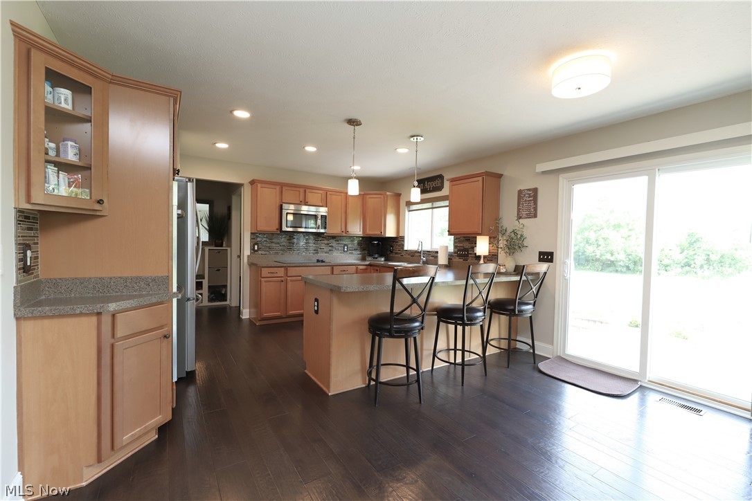 Oak Hollow - Residential