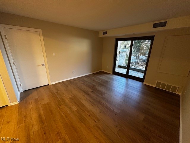 Cedarwood Village Condo 03 - Residential