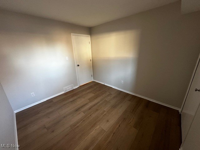 Cedarwood Village Condo 03 - Residential