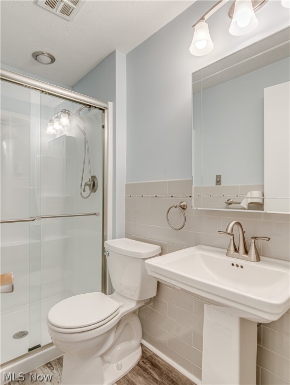 Silver Lake Towers Condo - Residential
