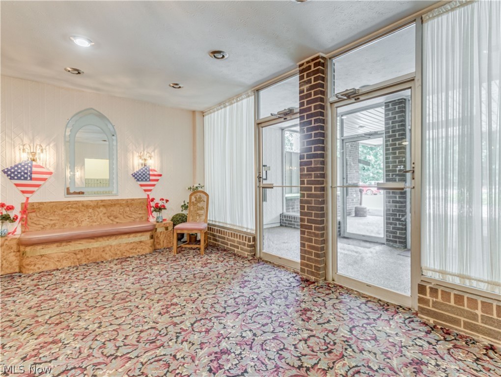 Silver Lake Towers Condo - Residential