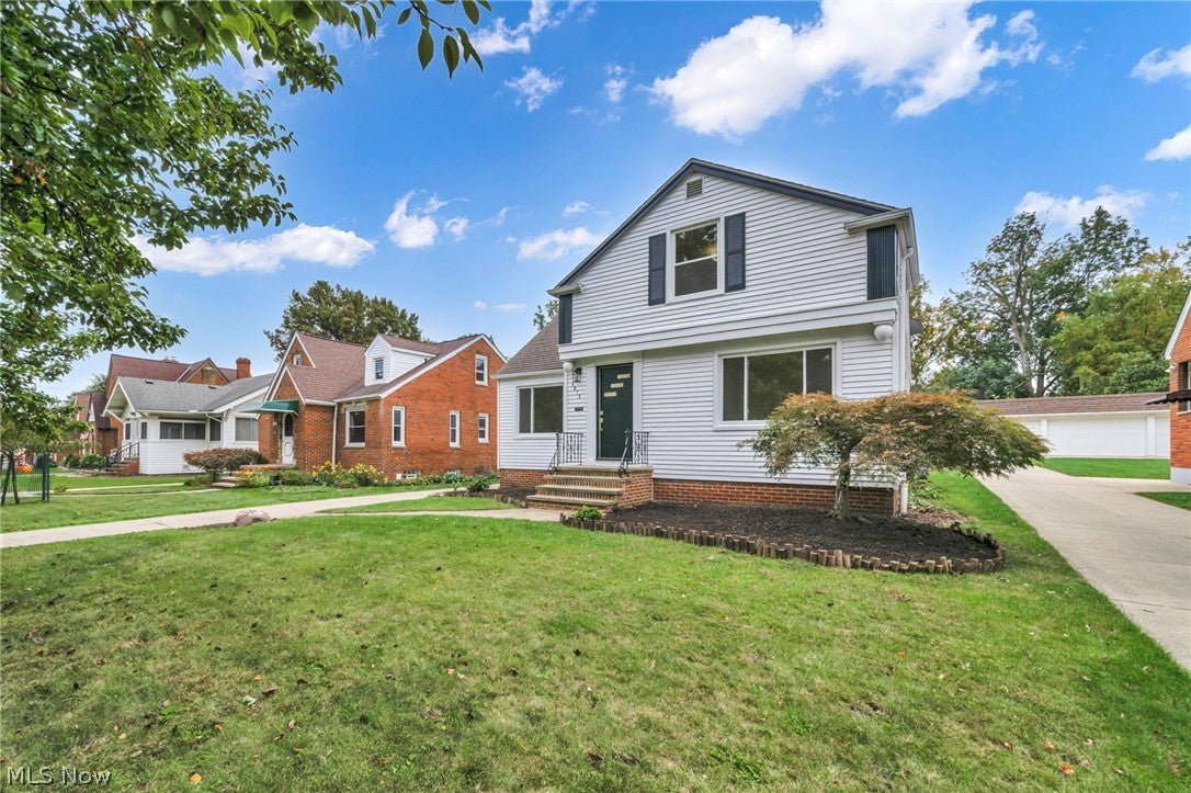 3813 Forestwood Drive