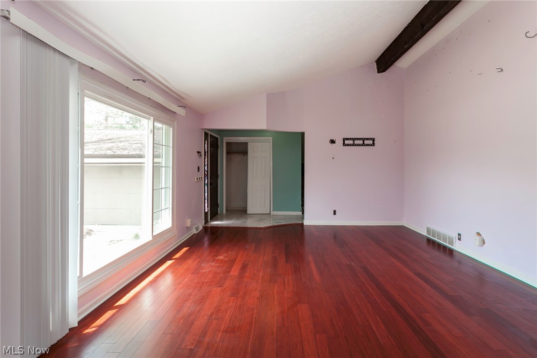 Royal Blvd - Residential