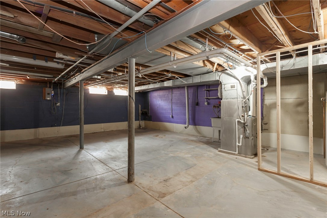 Royal Blvd - Residential