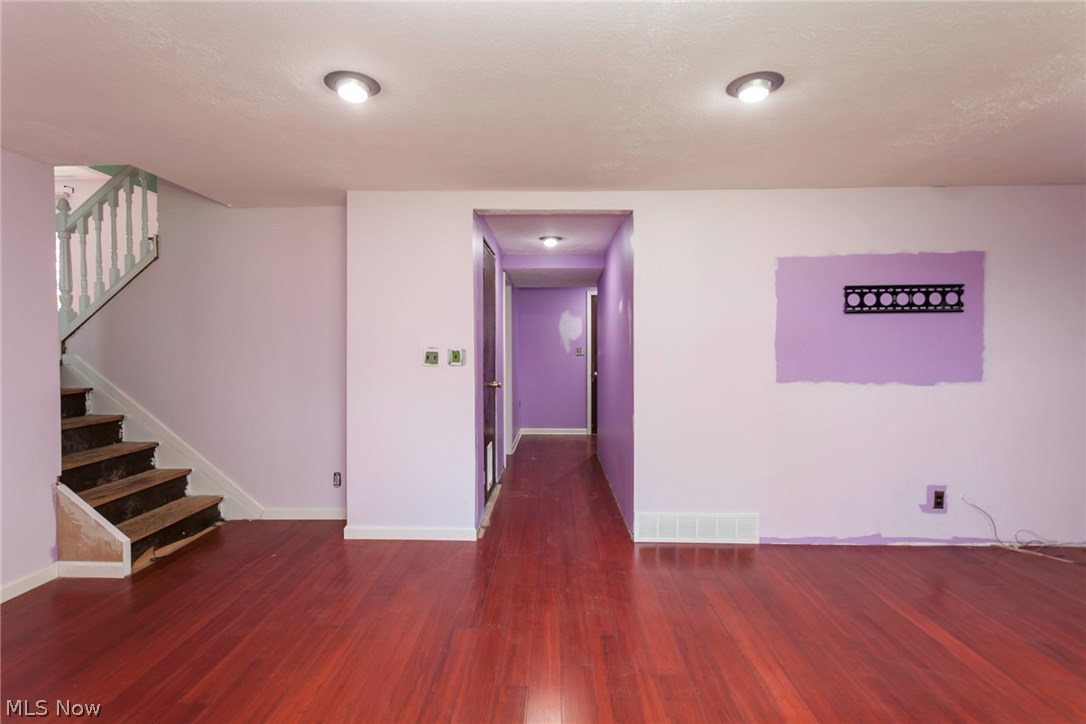 Royal Blvd - Residential