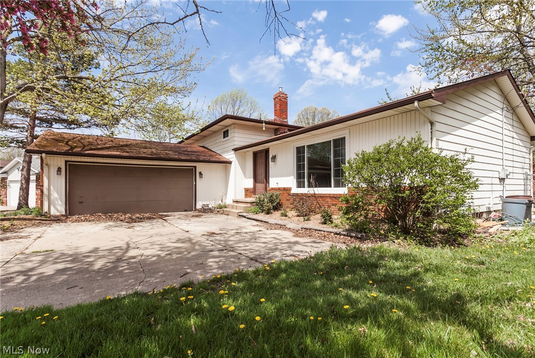 Royal Blvd - Residential