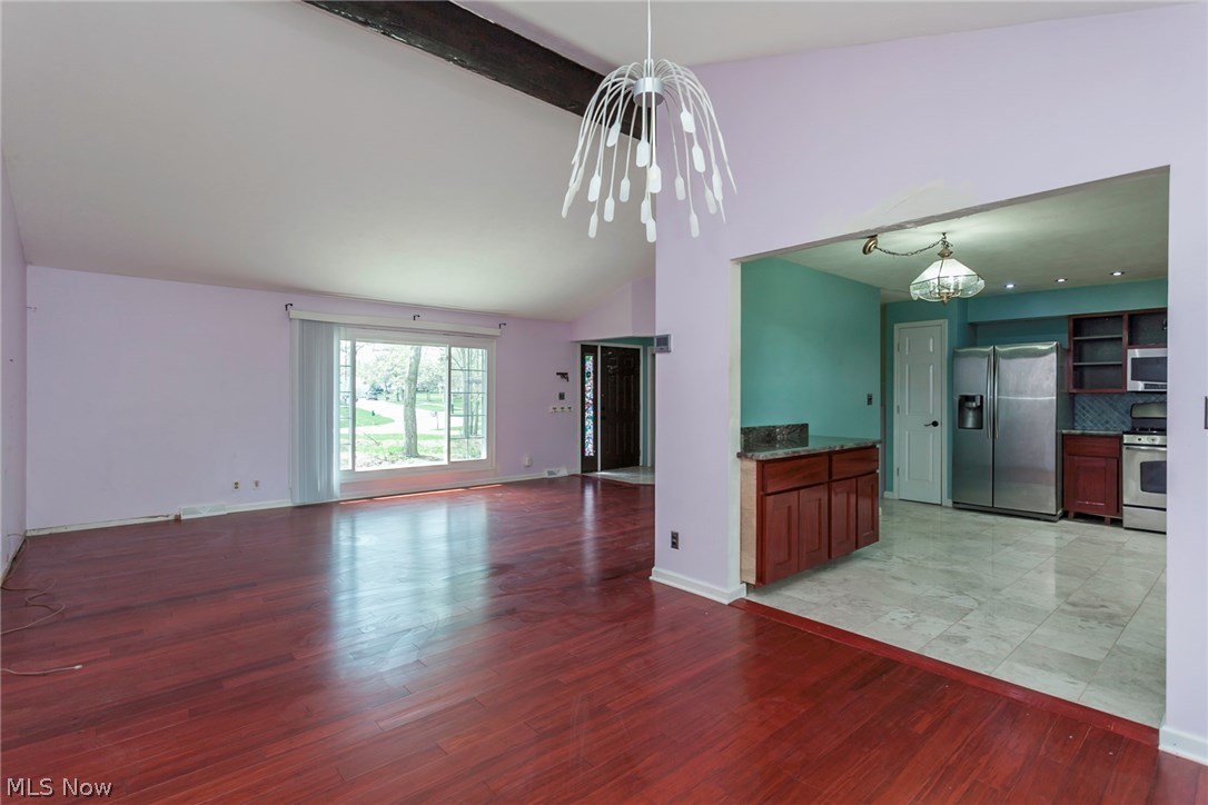 Royal Blvd - Residential