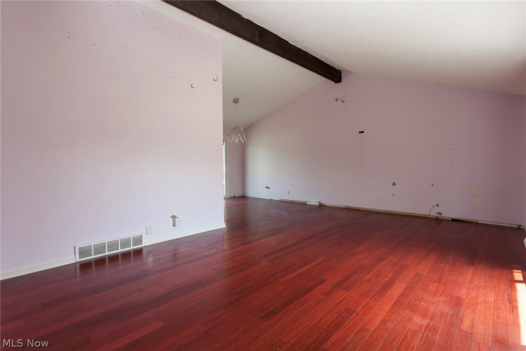 Royal Blvd - Residential