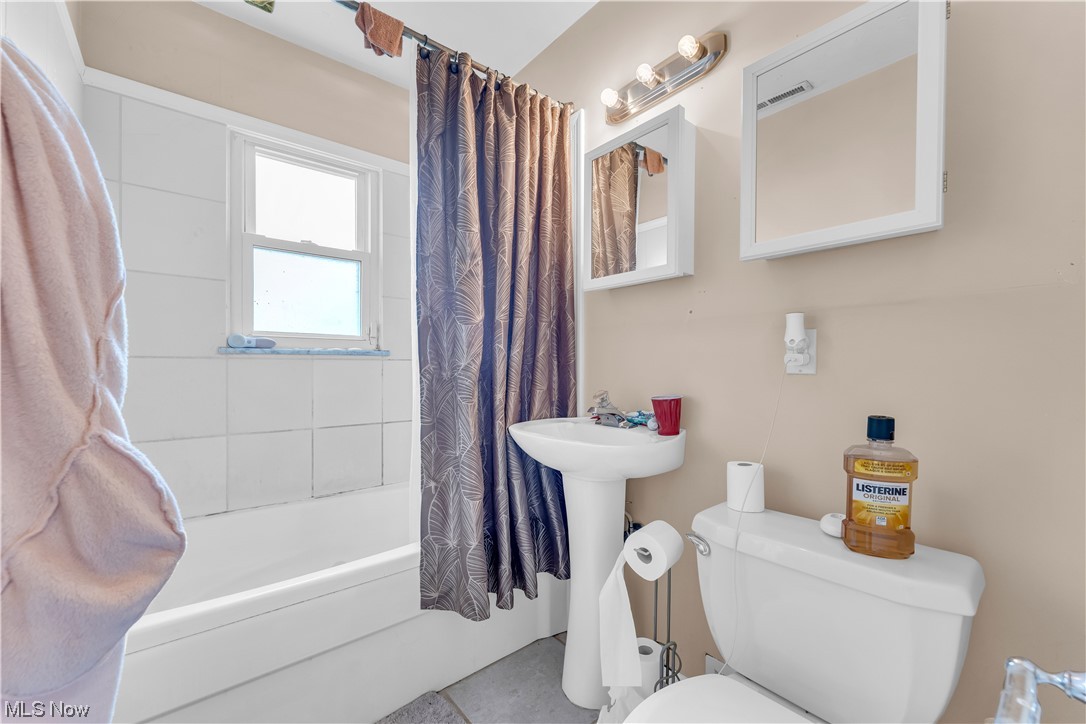 Brentwood Village Condo - Residential