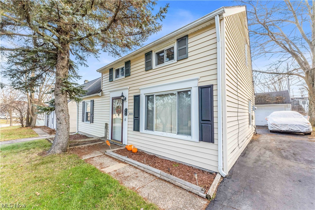 Brentwood Village Condo - Residential