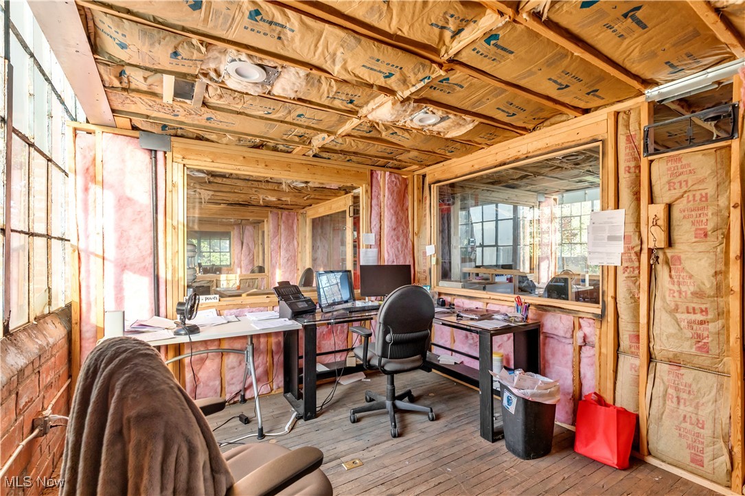 Bradley & Cobbs Madison Park Al - Commercial Sale