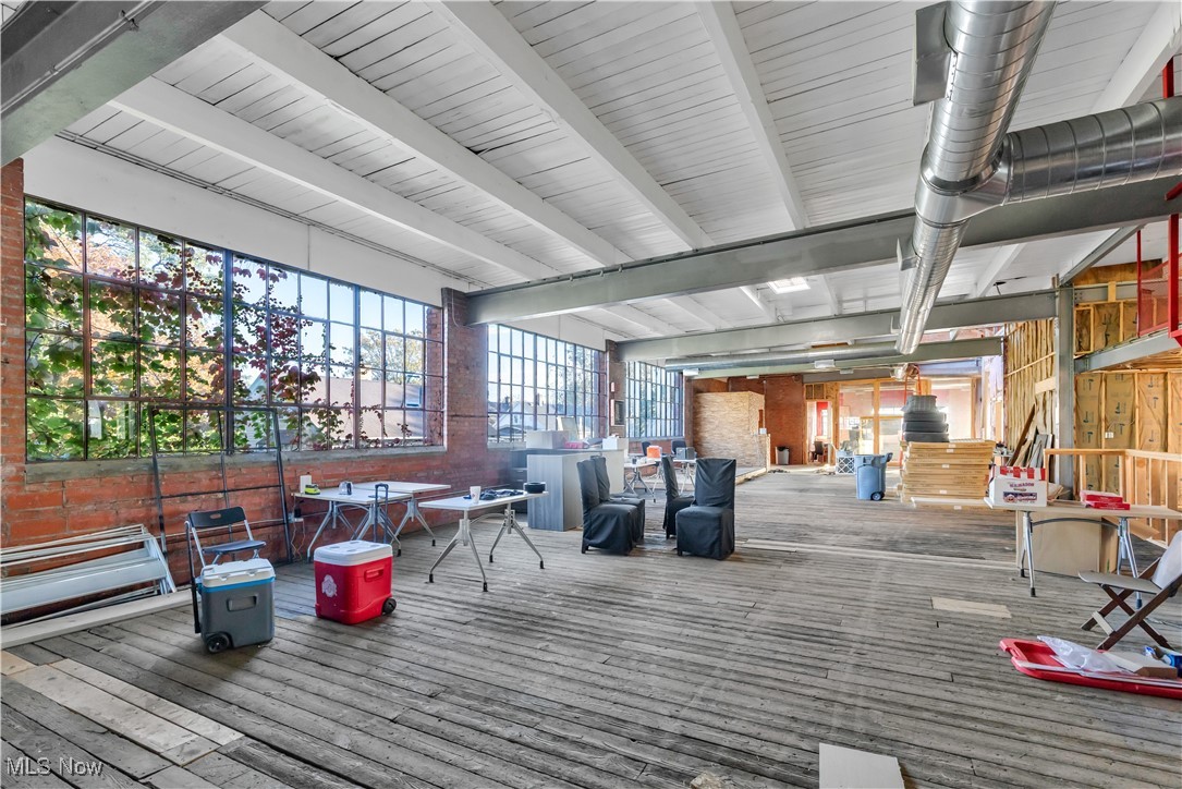 Bradley & Cobbs Madison Park Al - Commercial Sale