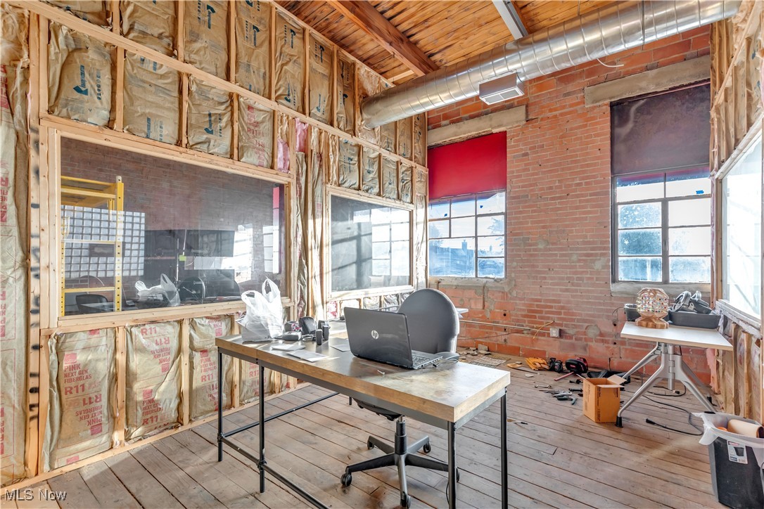 Bradley & Cobbs Madison Park Al - Commercial Sale