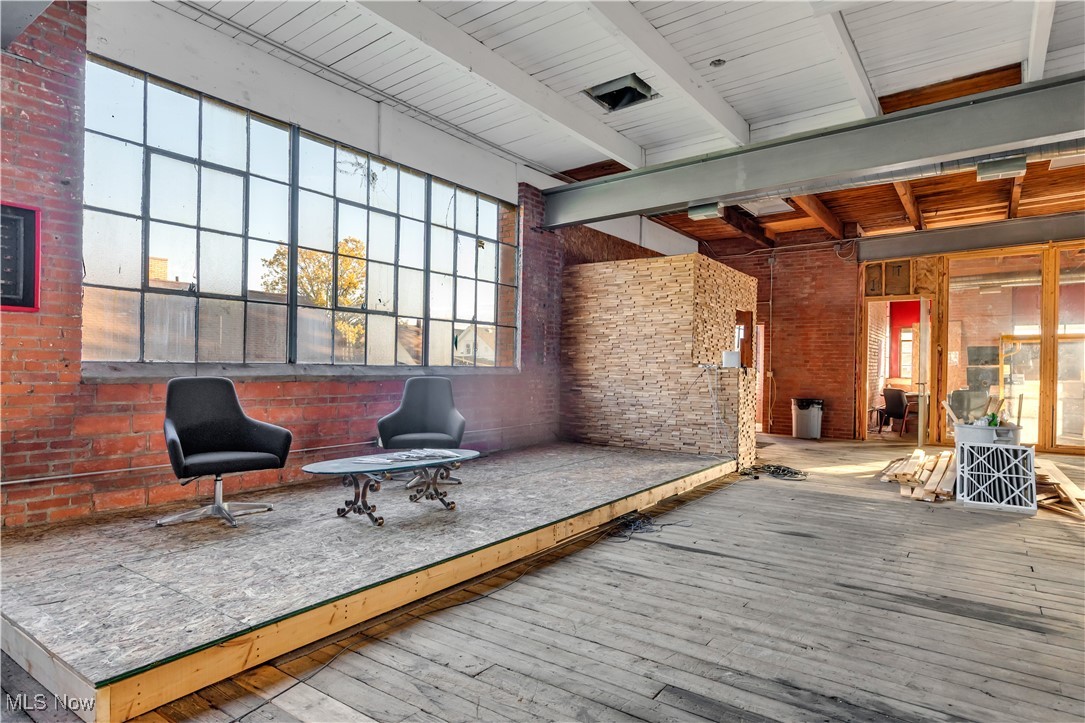 Bradley & Cobbs Madison Park Al - Commercial Sale