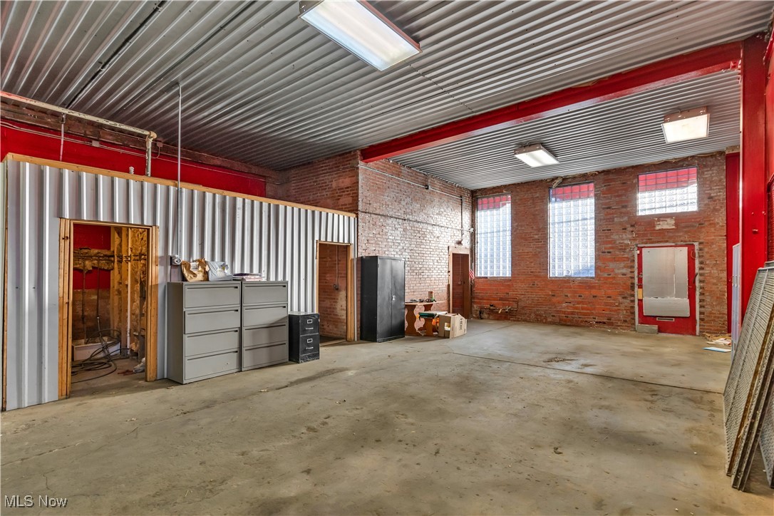 Bradley & Cobbs Madison Park Al - Commercial Sale