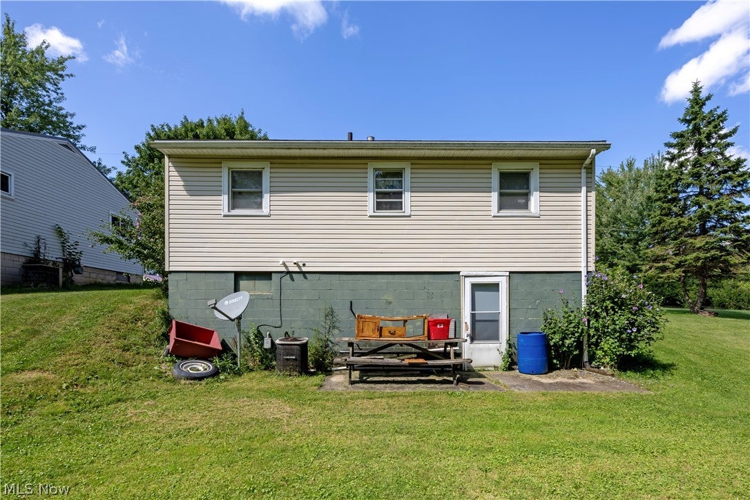 1073 Fir Drive