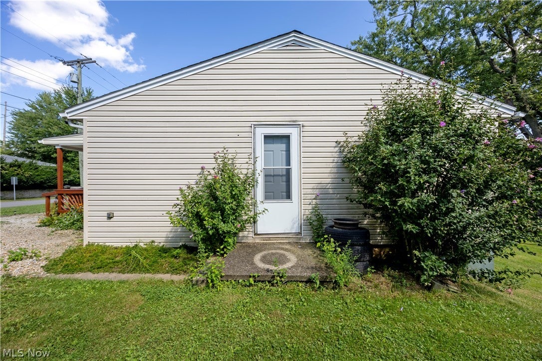 1073 Fir Drive