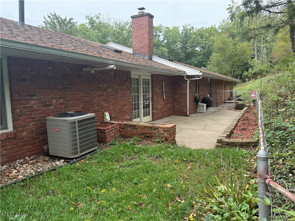 106 Wildwood Drive, Marietta, Ohio image 3