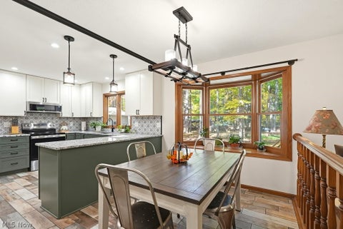 Tiny photo for 38591 Dodds Landing, Willoughby Hills, OH 44094 (MLS # 5256846)