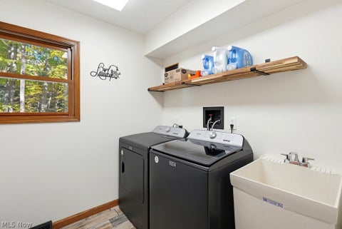 Tiny photo for 38591 Dodds Landing, Willoughby Hills, OH 44094 (MLS # 5256846)