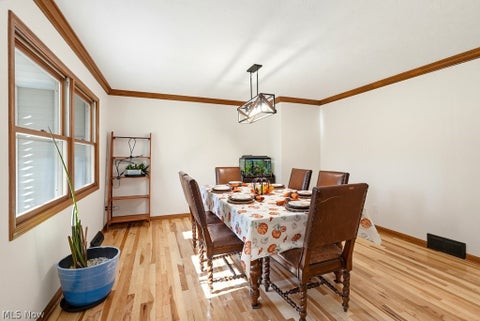 Tiny photo for 38591 Dodds Landing, Willoughby Hills, OH 44094 (MLS # 5256846)
