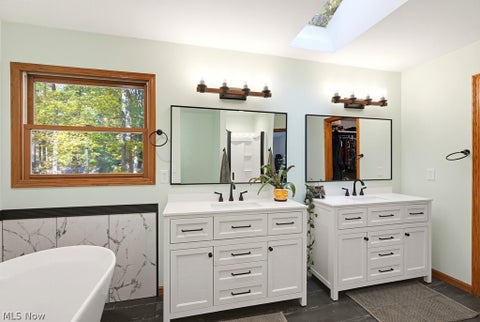 Tiny photo for 38591 Dodds Landing, Willoughby Hills, OH 44094 (MLS # 5256846)