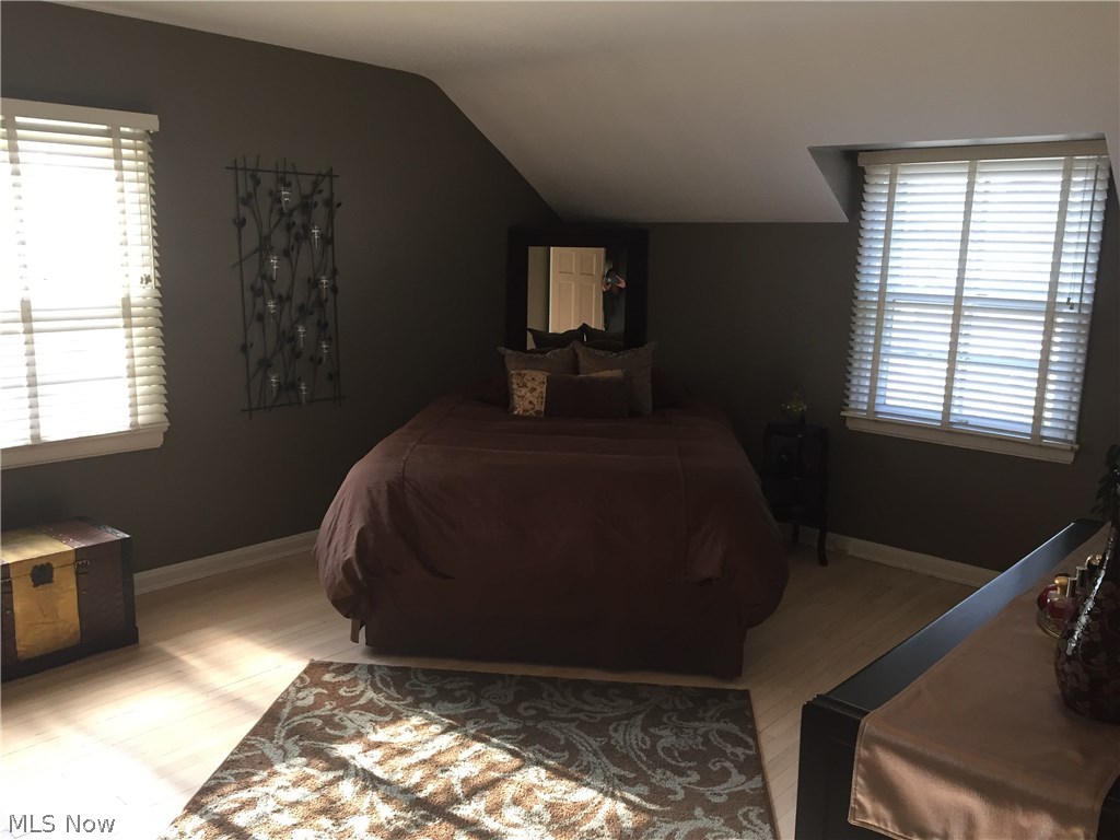 Shaker Lakes - Residential