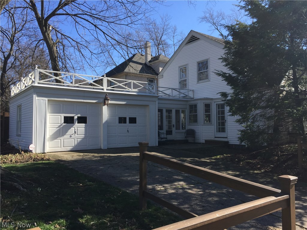 Shaker Lakes - Residential