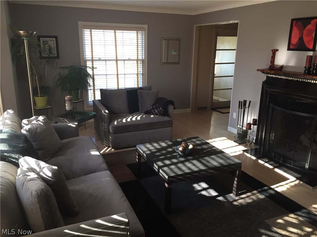 Shaker Lakes - Residential