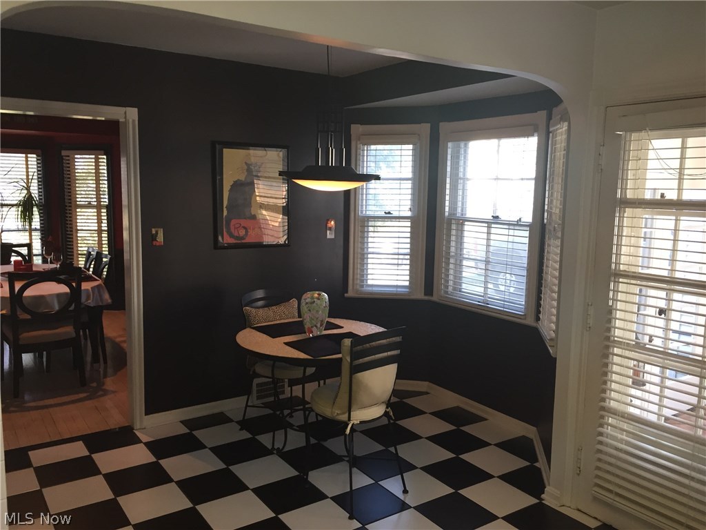 Shaker Lakes - Residential