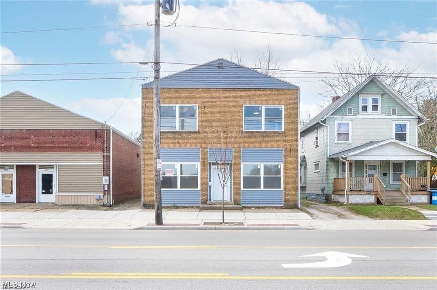 This fully remodeled duplex is ready for immediate tenants! The Seller has done a SIGNIFICANT amount of work on this property. The back unit renting for $1,300/month. This unit is extremely large and has been completely updated throughout in the past 2 years with 4 bedrooms, 1 bath and an unfinished basement for storage. Please reach out to Kelsey with any additional questions!