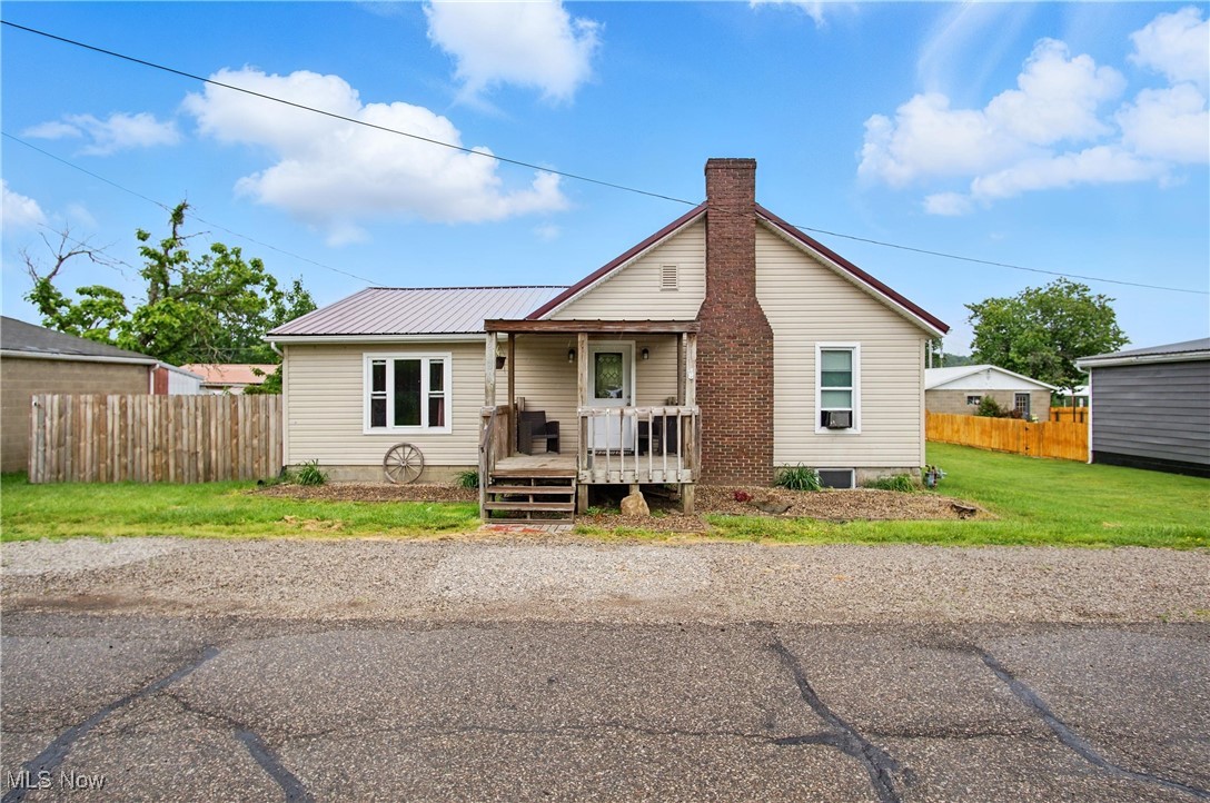 618 Market Street, Philo, Ohio image 2