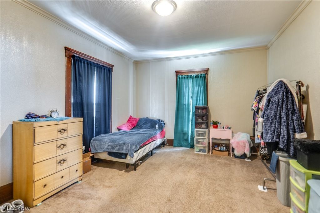 Photo of 242 5th Street NW, Barberton, OH 44203 (MLS # 5199285)