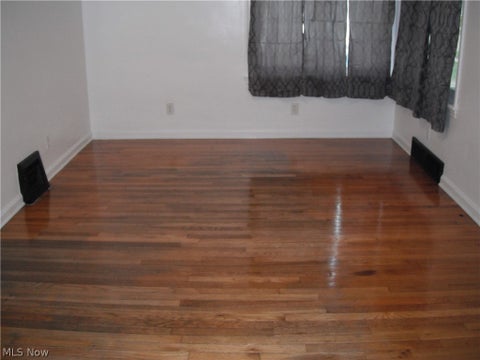 Tiny photo for 1382 Madison Avenue, Lorain, OH 44053 (MLS # 5255697)