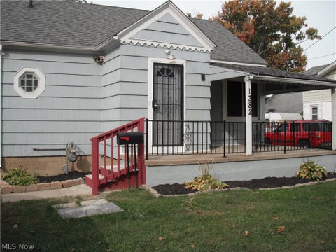 Tiny photo for 1382 Madison Avenue, Lorain, OH 44053 (MLS # 5255697)
