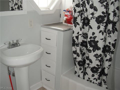 Tiny photo for 1382 Madison Avenue, Lorain, OH 44053 (MLS # 5255697)